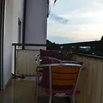 アパート 